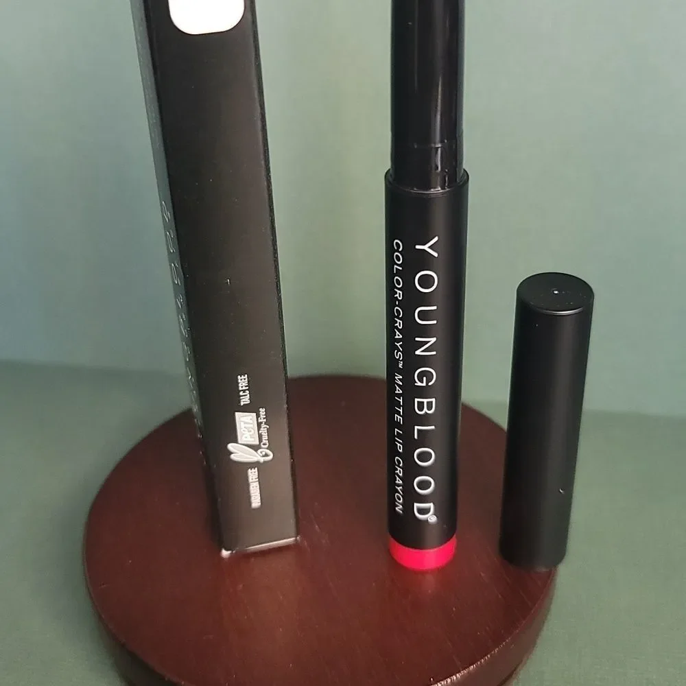 Young Blood Color Crays Matte Lip Crayon - Valley Girl - Damaged